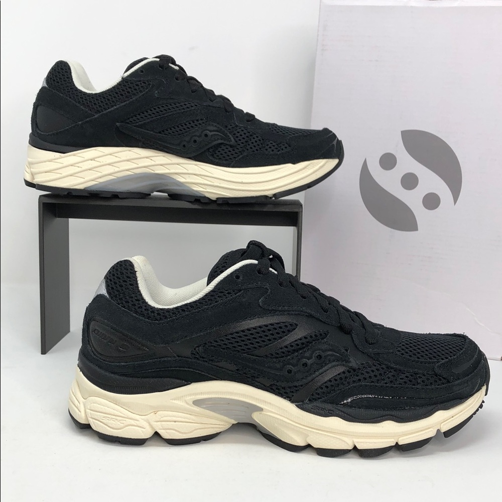 Saucony Women’s Progrid Omni 9 Black Cream S70749-16 Casual Sneakers - Size 6.5